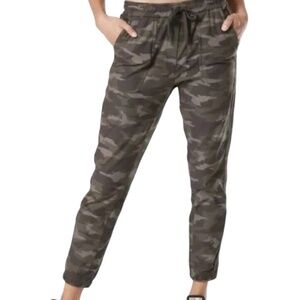 Athleta‎ Camo Farallon Jogger Pants size 6